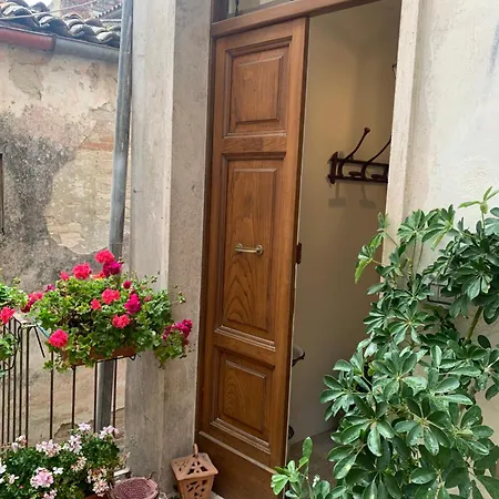 Dimora Scarnabecco * Todi
